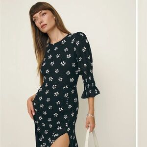 Reformation Carolena Dress Black - Size 6